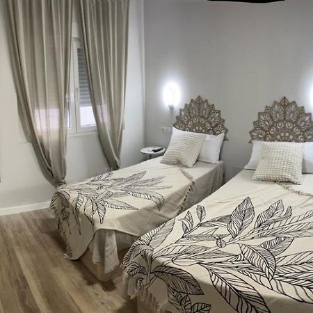 La Sonrisa De Niki Guest House Torrejon de Velasco Ngoại thất bức ảnh